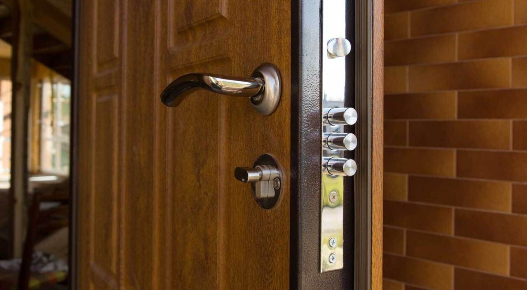 ده مورد اصلی که باید قبل از نصب درب ضد سرقت در ساختمان آماده باشند، کدامند؟